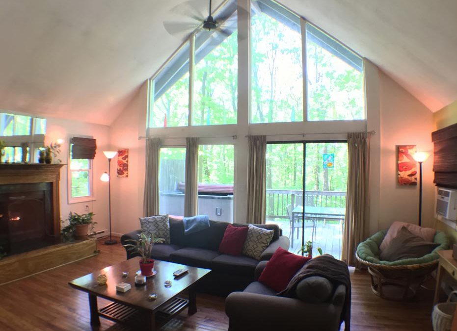 Whisk Away to Romance: Pet-Friendly Cabins Perfect for Couples in Virginia